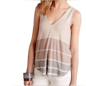 Medium Bordeaux V-Neck Sleeveless Top